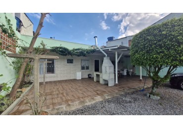 CASA DOS (02) Dormitorios